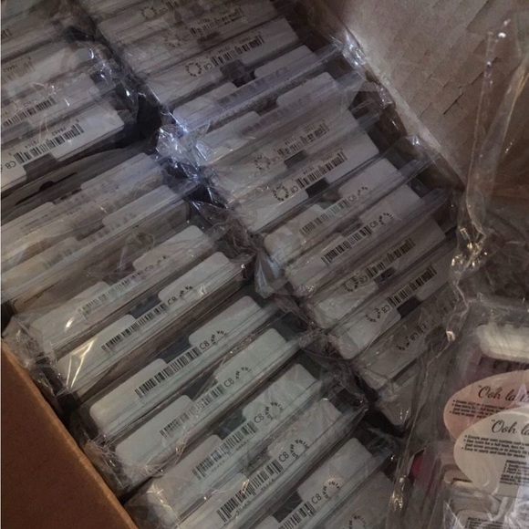 Ooh la lash !!! Individual lash cluster - Picture 3 of 3